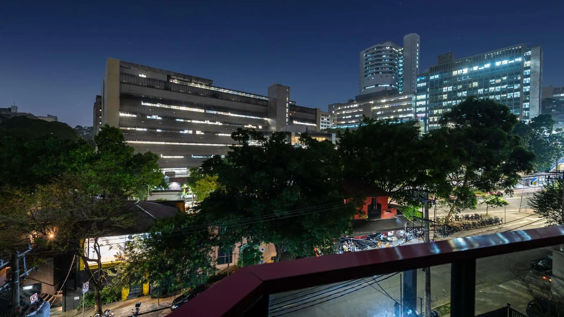 Gr4 | Novo Bhaus Jardins | Garden | Clinicas Apartment Sao Paulo