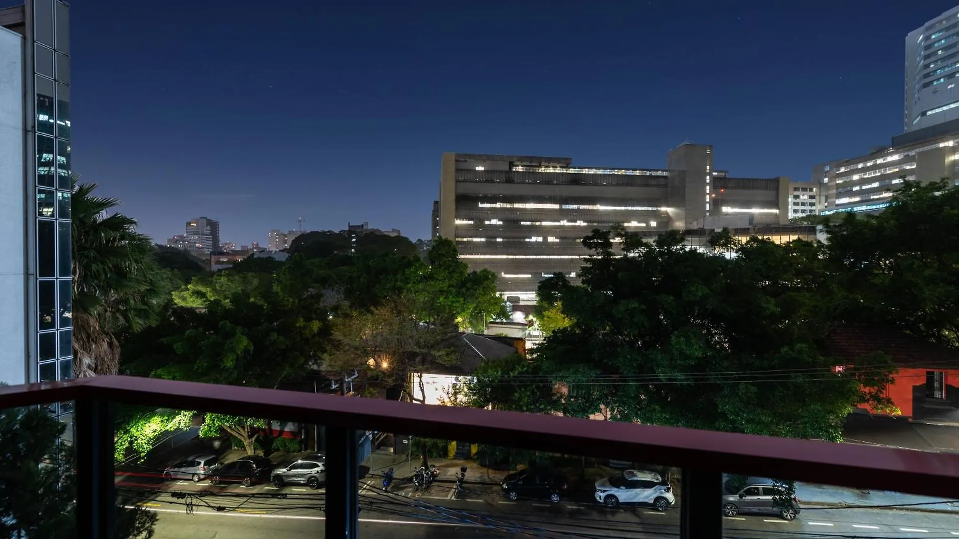 Gr4 | Novo Bhaus Jardins | Garden | Clinicas Apartment Sao Paulo
