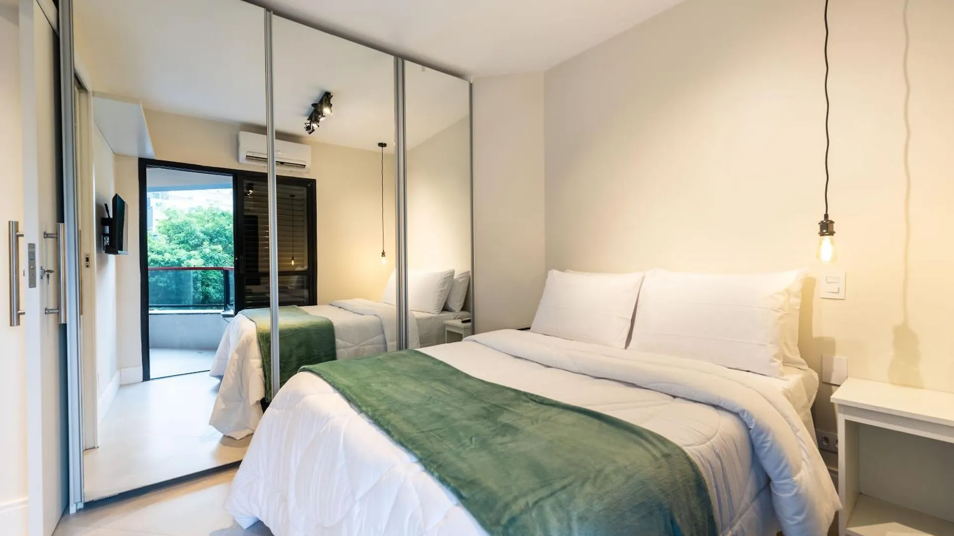 Gr4 | Novo Bhaus Jardins | Garden | Clinicas Apartment Sao Paulo 0*,  Brazil